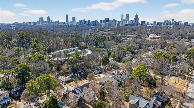 750 Yorkshire Road NE, Atlanta, GA 30306