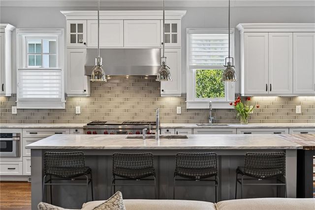 750 Yorkshire Road NE, Atlanta, GA 30306