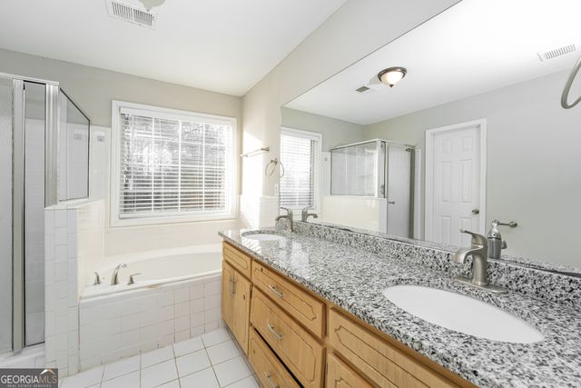 124 Wayne J Stokes Boulevard, Stockbridge, GA 30281