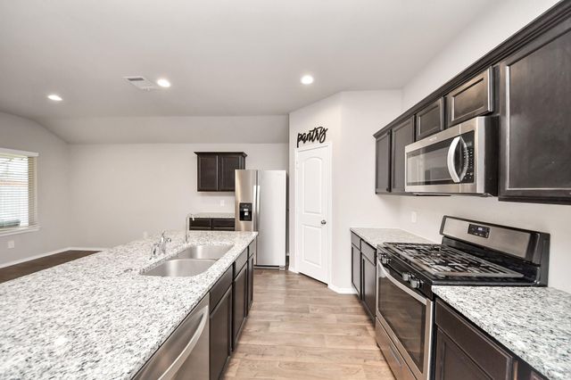 40522 Winter Grass Bend, Magnolia, TX 77354