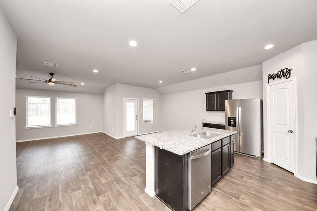 40522 Winter Grass Bend, Magnolia, TX 77354