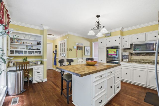 308 N Tibbs Road, Dalton, GA 30720
