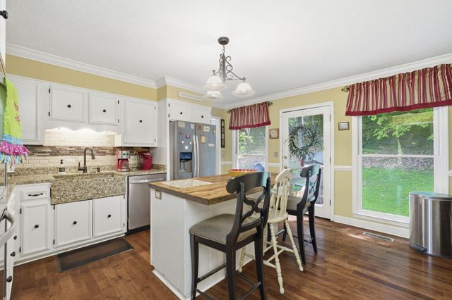 308 N Tibbs Road, Dalton, GA 30720