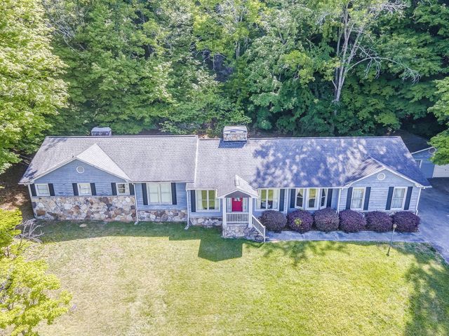 308 N Tibbs Road, Dalton, GA 30720