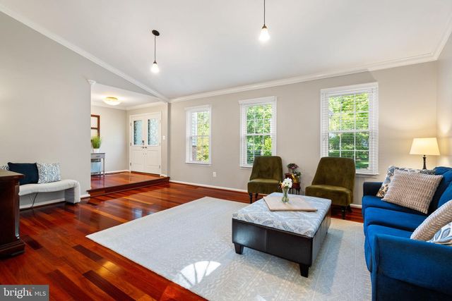 5445 FLINT TAVERN PL, Burke, VA 22015