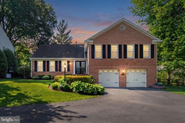 5445 FLINT TAVERN PL, Burke, VA 22015