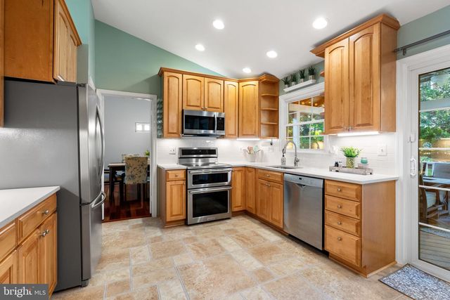 5445 FLINT TAVERN PL, Burke, VA 22015