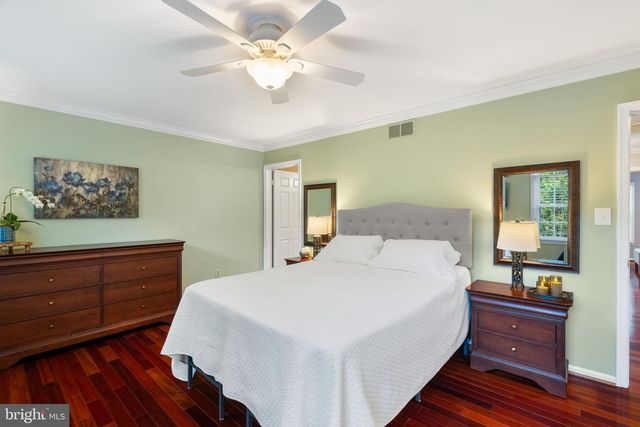 5445 FLINT TAVERN PL, Burke, VA 22015