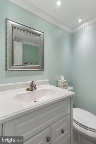 5445 FLINT TAVERN PL, Burke, VA 22015