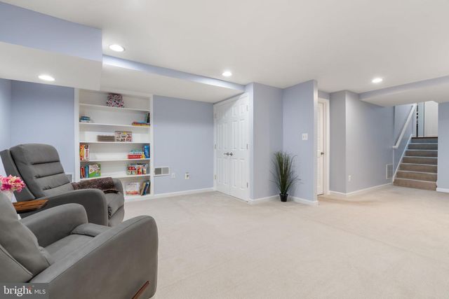 5445 FLINT TAVERN PL, Burke, VA 22015