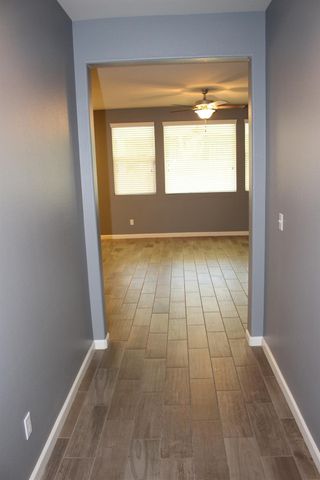 3879 Mecca Avenue, Clovis, CA 93619