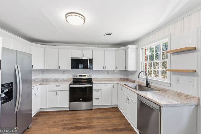 630 Pine Ridge Street, Perry, GA 31069