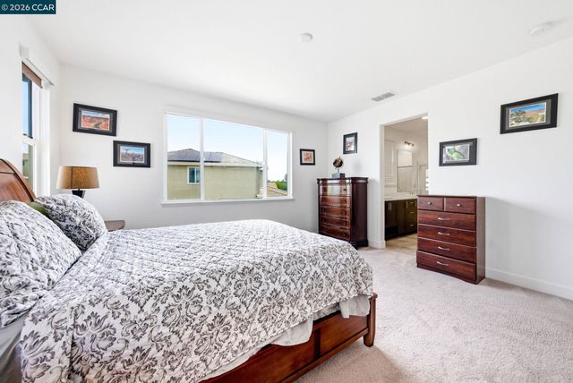 1671 mulholland dr, Lathrop, CA 95330
