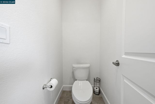 1671 mulholland dr, Lathrop, CA 95330
