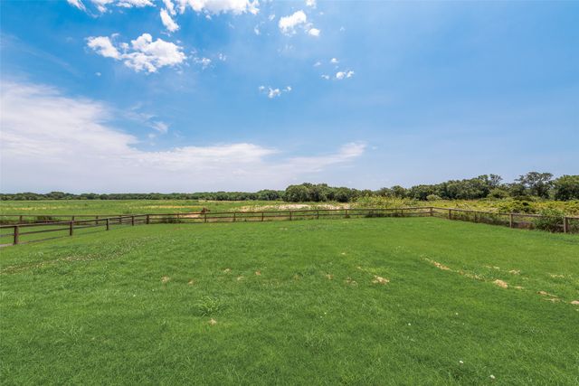 8310 Old Springtown Road, Springtown, TX 76082
