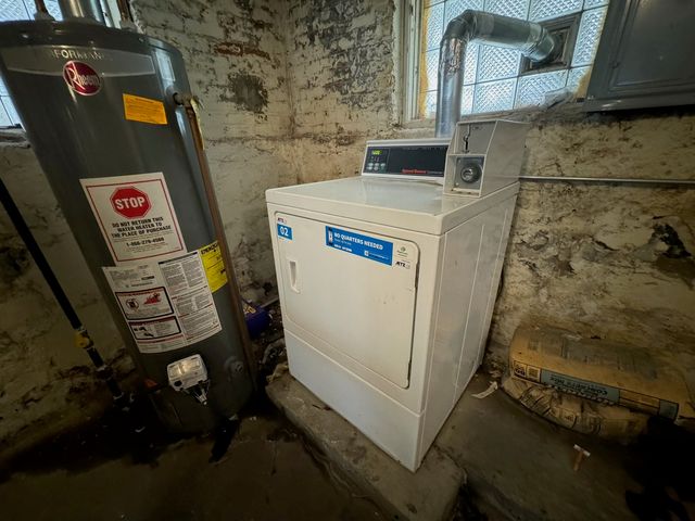 3833 W Arthington Street, Chicago, IL 60624