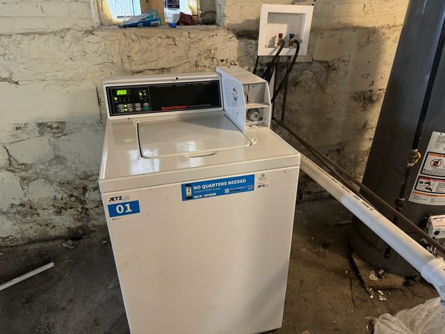 3833 W Arthington Street, Chicago, IL 60624