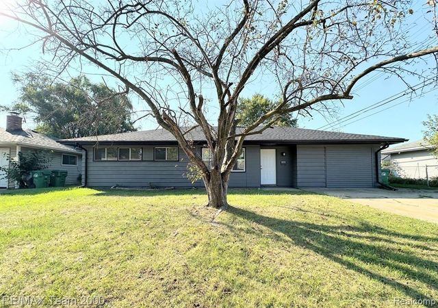 316 Lytle Place, Garden City, MI 48135