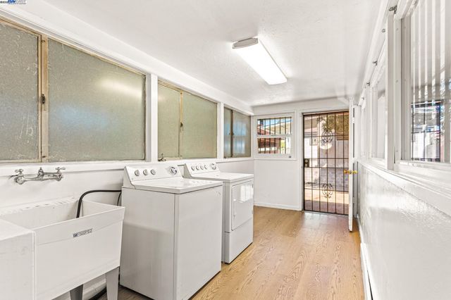 1015 82Nd Ave, Oakland, CA 94621