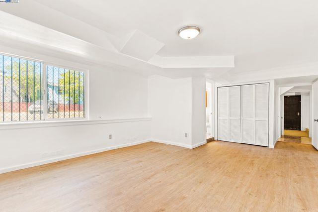 1015 82Nd Ave, Oakland, CA 94621
