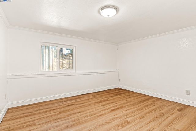 1015 82Nd Ave, Oakland, CA 94621