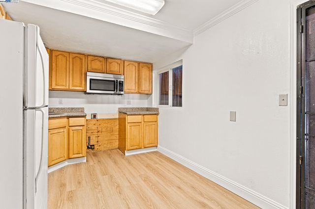 1015 82Nd Ave, Oakland, CA 94621