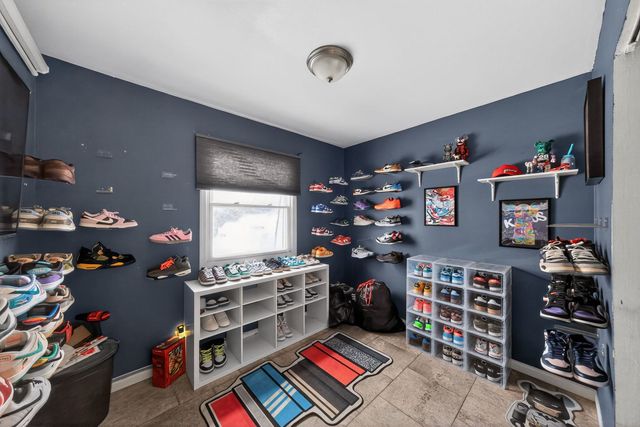 1772 Frank Court, Glendale Heights, IL 60139