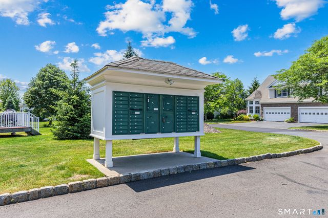 53 Carnoustie Circle 53, Bloomfield, CT 06002