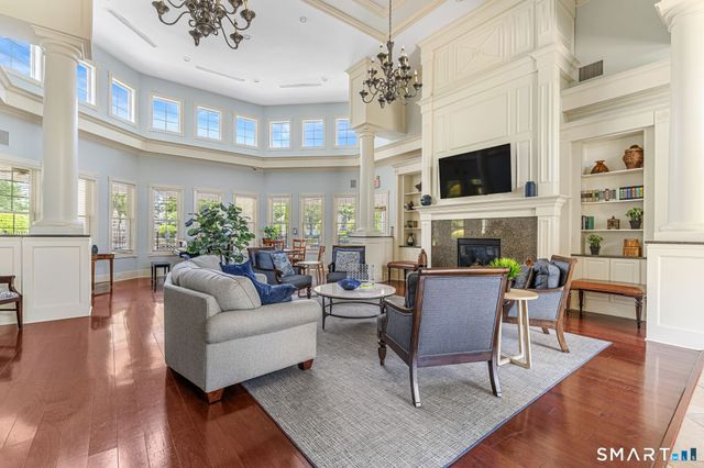 53 Carnoustie Circle 53, Bloomfield, CT 06002