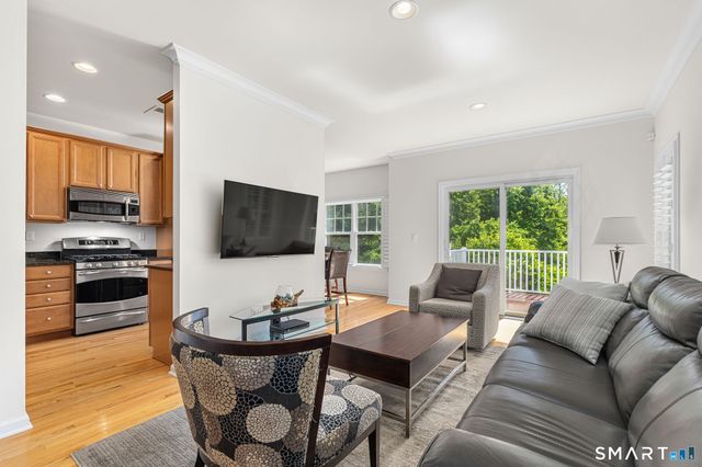 53 Carnoustie Circle 53, Bloomfield, CT 06002