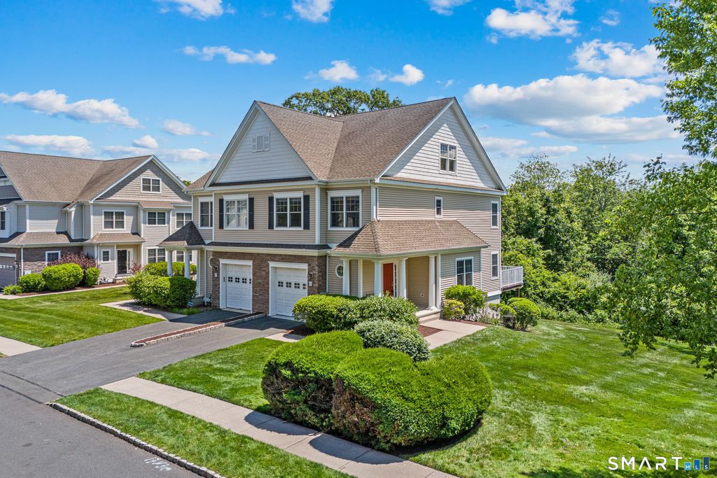 53 Carnoustie Circle 53, Bloomfield, CT 06002