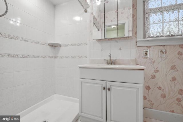 1200 ESTATE DR, West Chester, PA 19380