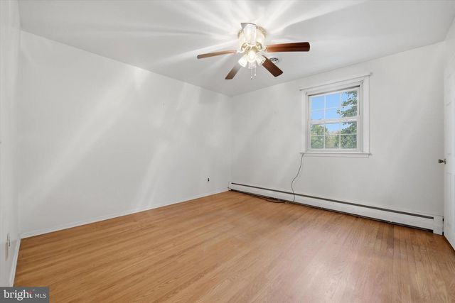 1200 ESTATE DR, West Chester, PA 19380