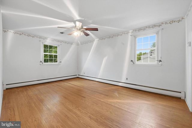 1200 ESTATE DR, West Chester, PA 19380