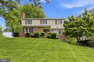 1200 ESTATE DR, West Chester, PA 19380