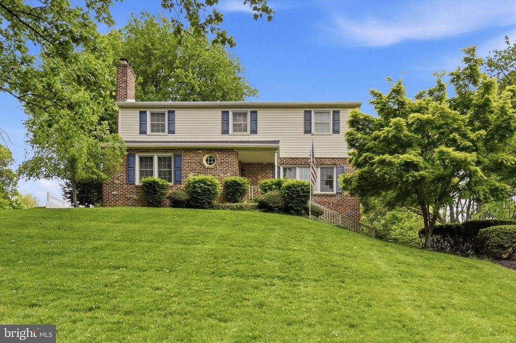 1200 ESTATE DR, West Chester, PA 19380