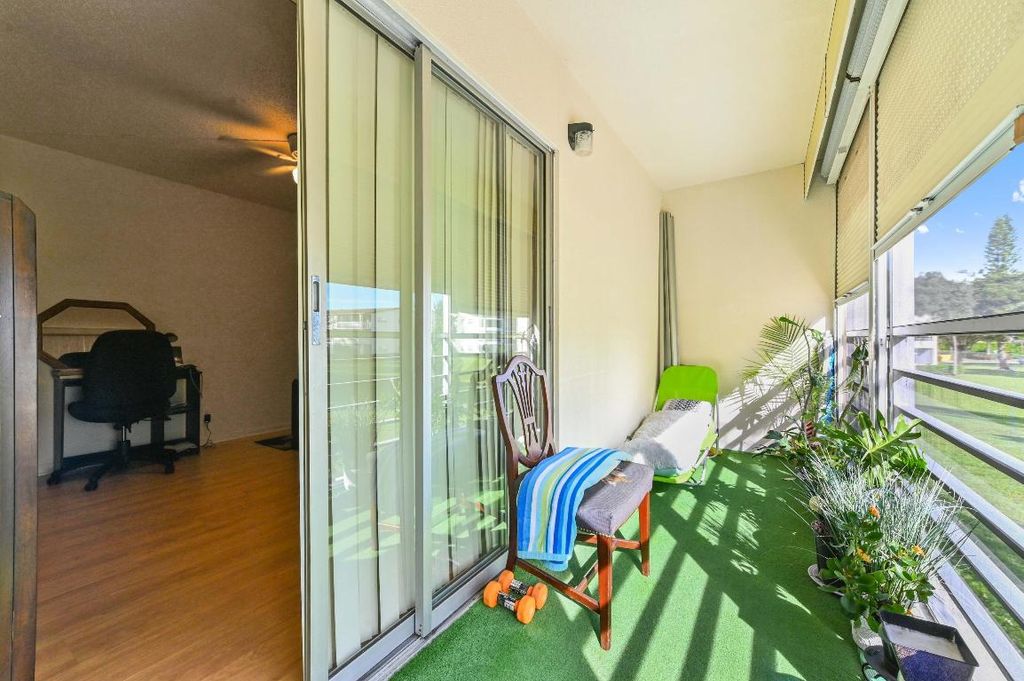 Image 14 of property listing at 279 Mansfield G, Boca Raton, FL 33434