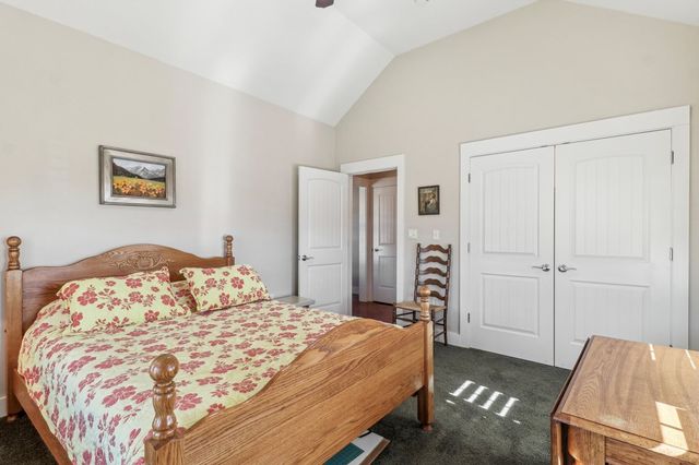 221 Cypress Estates Pkwy W, Ingram, TX 78025