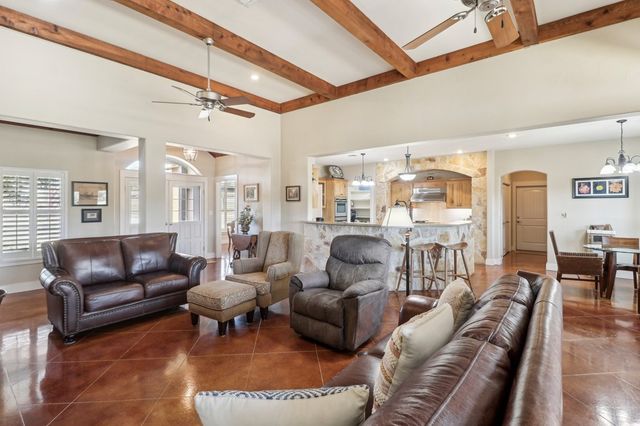 221 Cypress Estates Pkwy W, Ingram, TX 78025