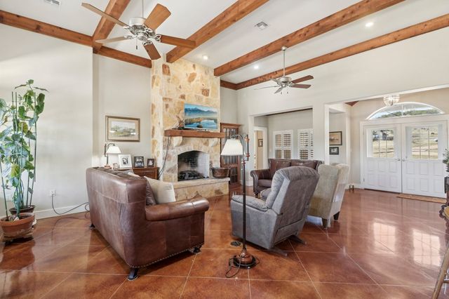 221 Cypress Estates Pkwy W, Ingram, TX 78025