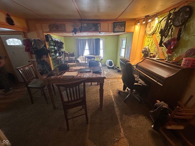 10615 E Stanley Road, Rockville, IN 47872