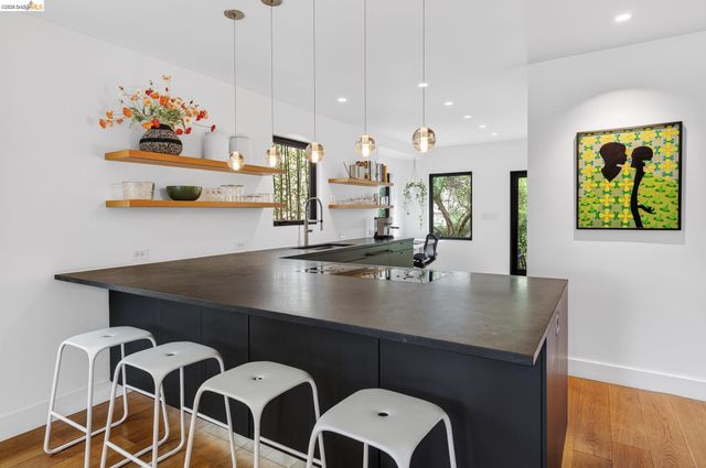 2155 Emerson Street, Berkeley, CA 94705