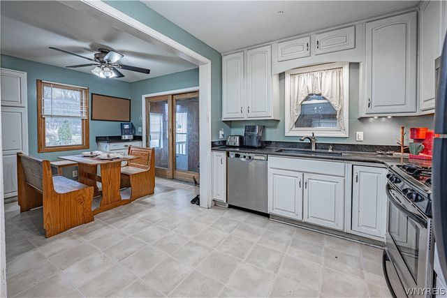 6852 Hatter Road, Newfane, NY 14108