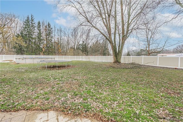 6852 Hatter Road, Newfane, NY 14108