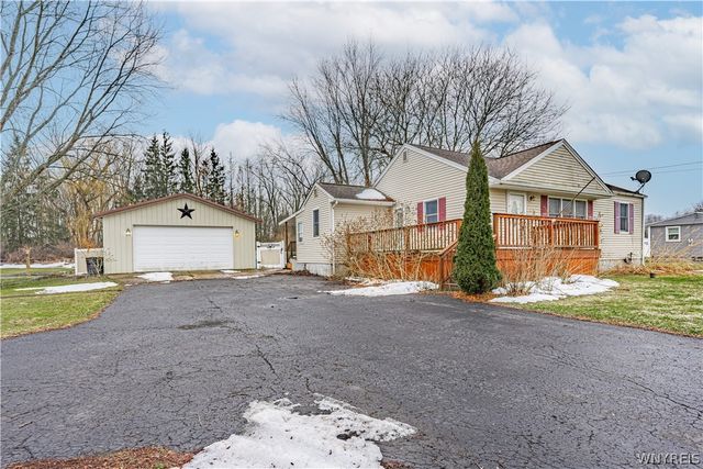 6852 Hatter Road, Newfane, NY 14108