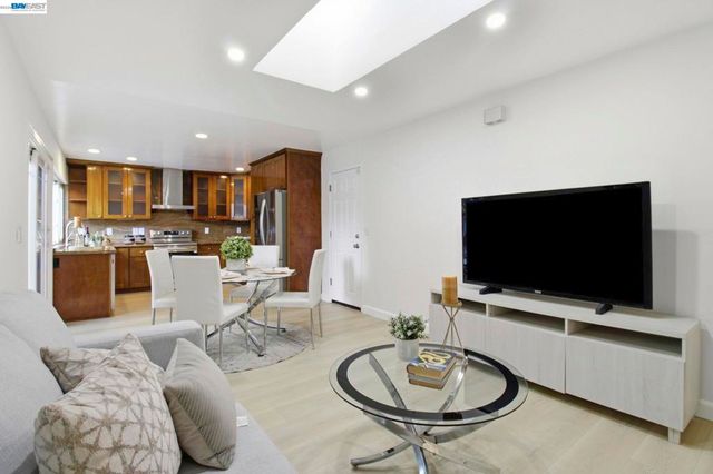 2851 Biddleford Dr, San Ramon, CA 94583