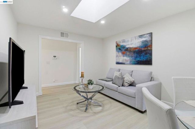 2851 Biddleford Dr, San Ramon, CA 94583