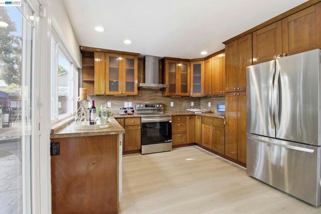 2851 Biddleford Dr, San Ramon, CA 94583