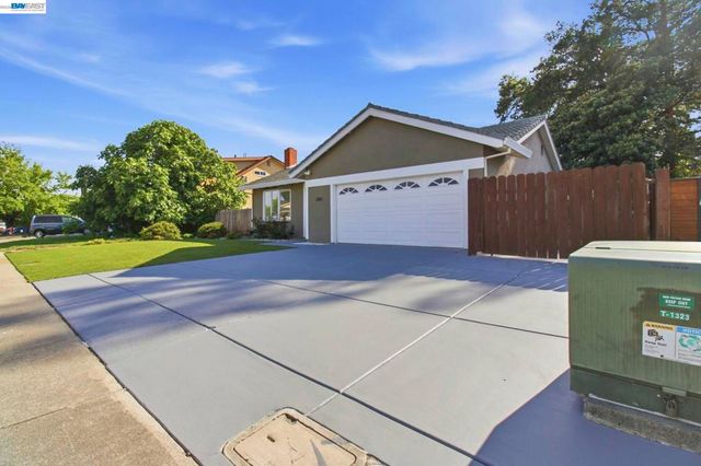 2851 Biddleford Dr, San Ramon, CA 94583
