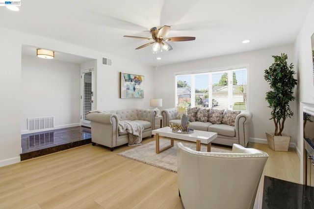 2851 Biddleford Dr, San Ramon, CA 94583